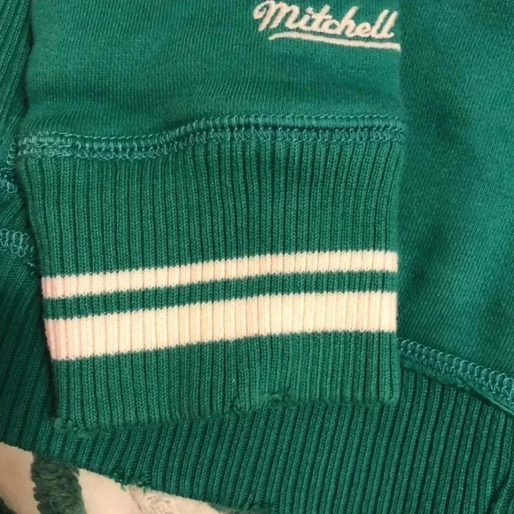 Mitchell & Ness Celtics hoodie - Picture 4 of 8